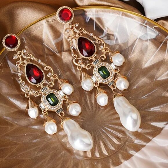 Victorian Earrings Baroque Renaissance Emerald Garnet Pearl Austrian Rococo Big - Picture 4 of 4